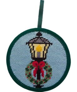 Lamp Post & Wreath